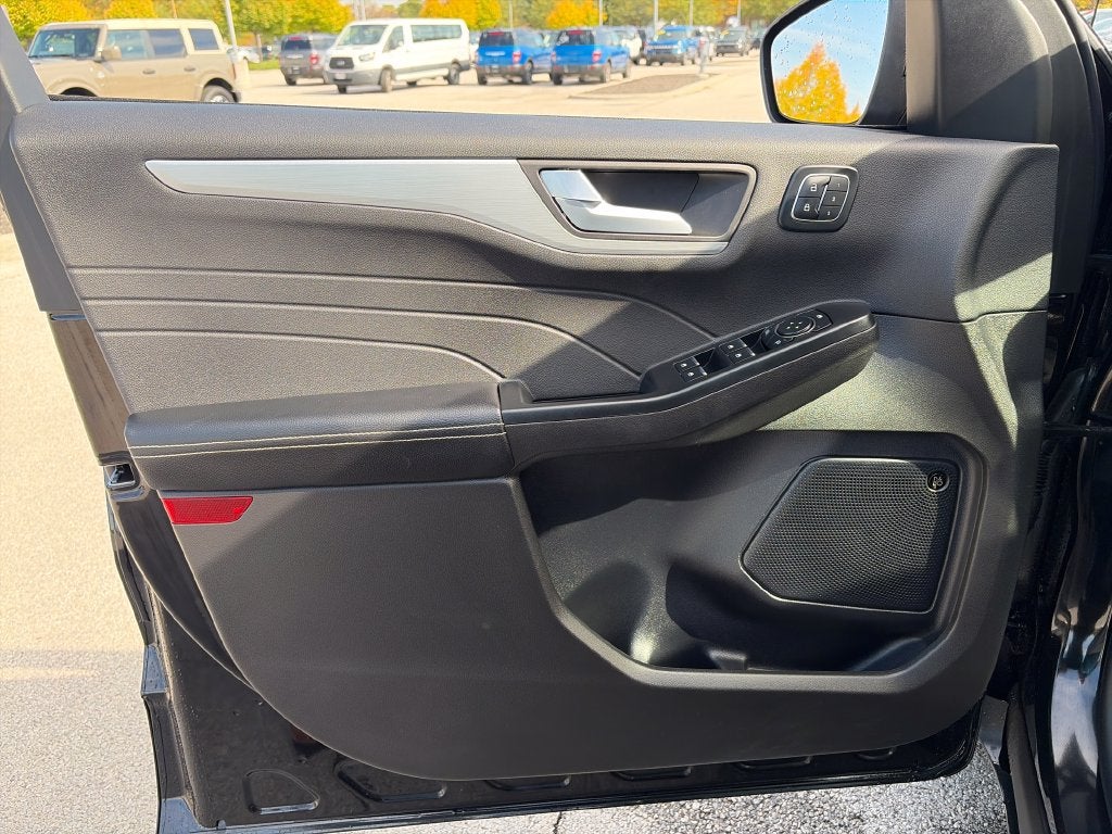 2024 Ford Escape Platinum Premium Tech Package