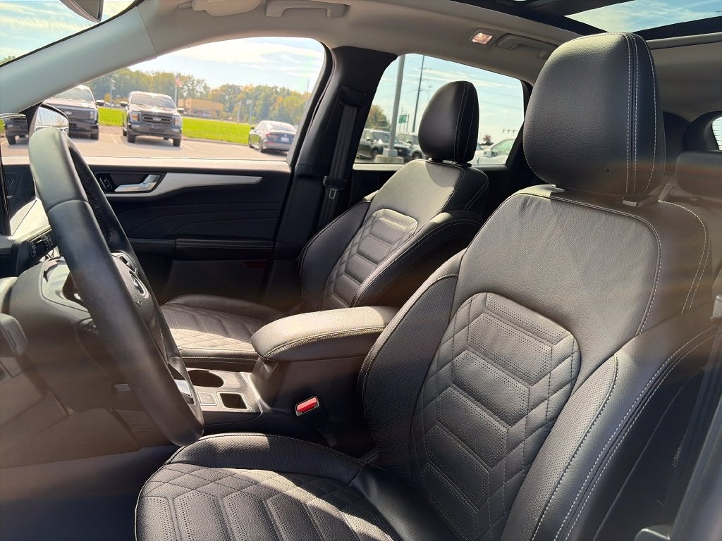 2024 Ford Escape Platinum Premium Tech Package