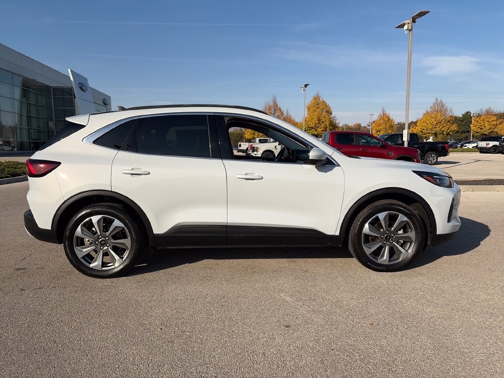2025 Ford Escape Hybrid Platinum Premium Tech Package