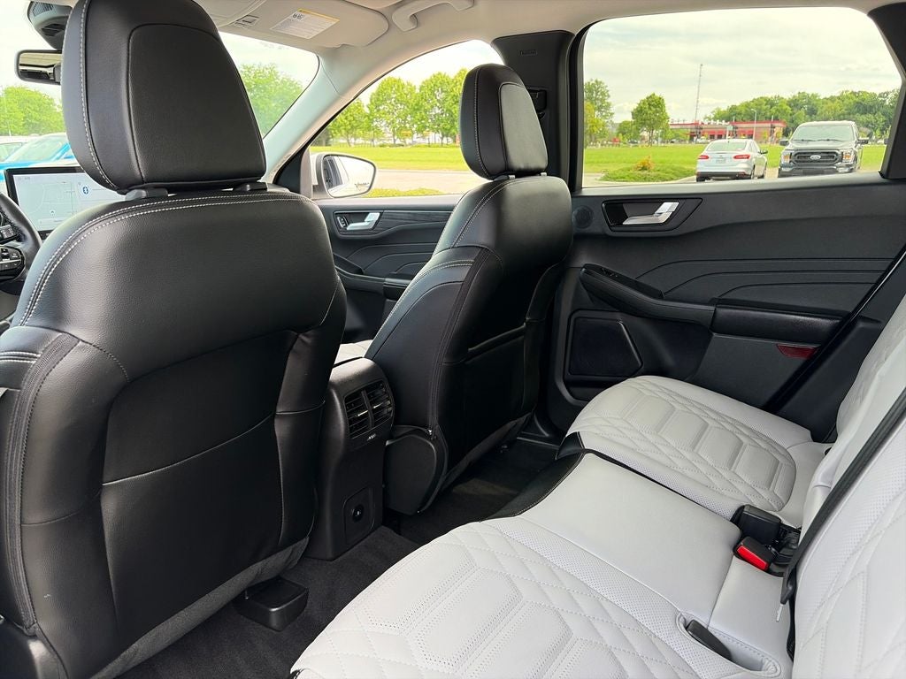 2023 Ford Escape Hybrid Platinum