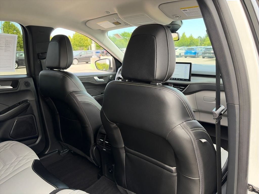 2023 Ford Escape Hybrid Platinum