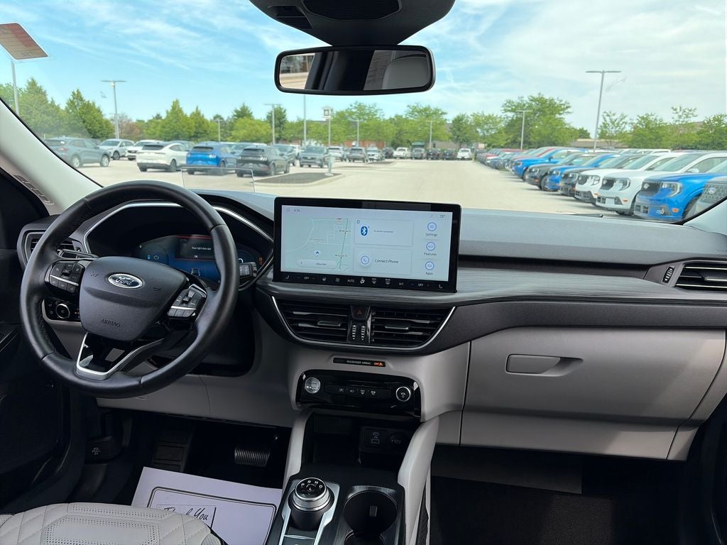 2023 Ford Escape Hybrid Platinum