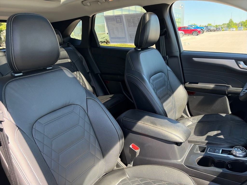 2023 Ford Escape Hybrid Platinum