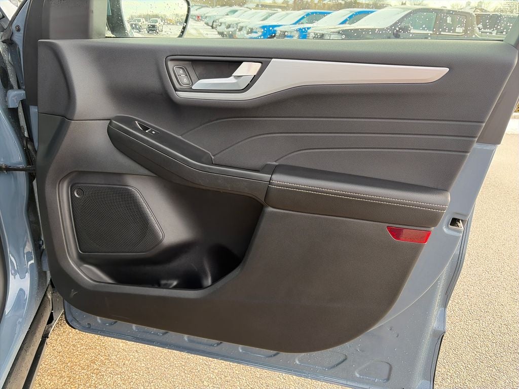 2025 Ford Escape Hybrid Platinum