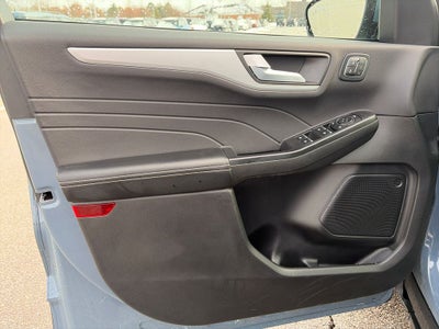 2025 Ford Escape Hybrid Platinum