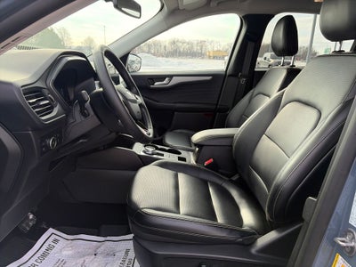 2025 Ford Escape Hybrid Platinum