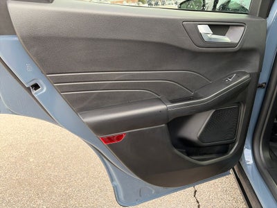 2025 Ford Escape Hybrid Platinum