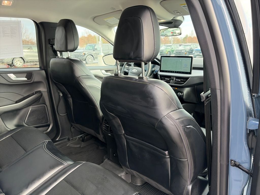 2025 Ford Escape Hybrid Platinum