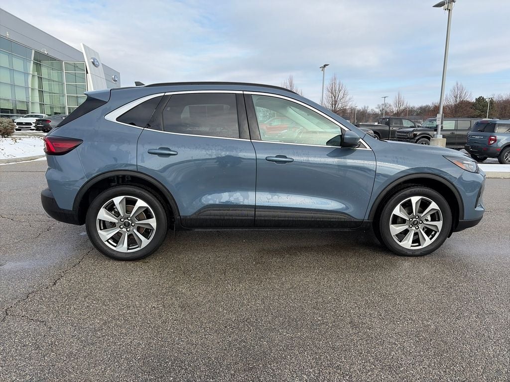 2025 Ford Escape Hybrid Platinum