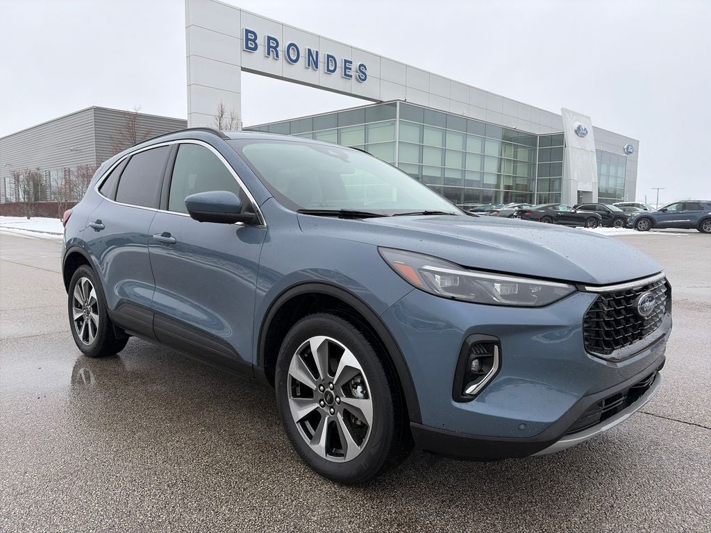 2023 Ford Escape Hybrid Platinum