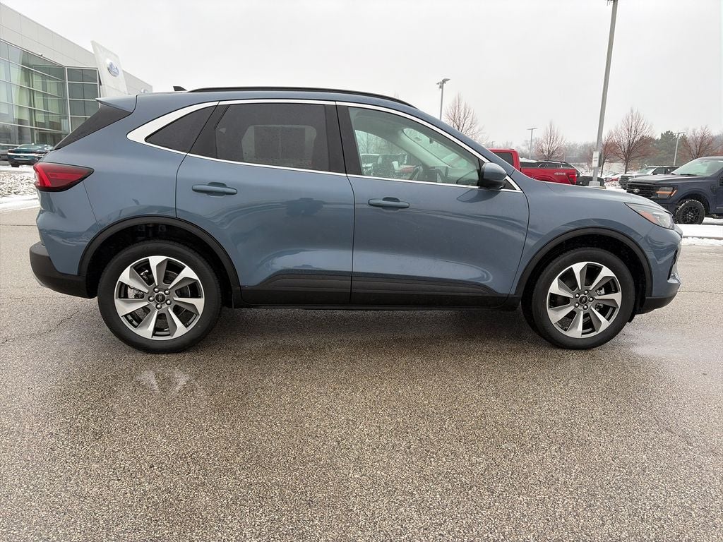 2023 Ford Escape Hybrid Platinum