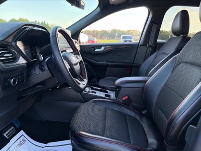 2024 Ford Escape ST-Line Tech Package #1