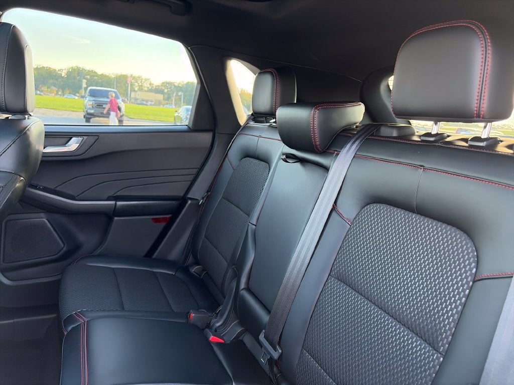 2024 Ford Escape ST-Line Tech Package #1