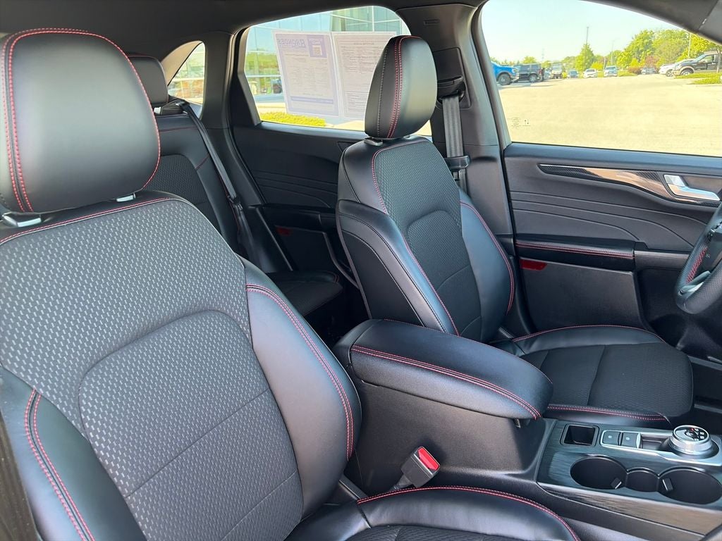 2023 Ford Escape ST-Line Select