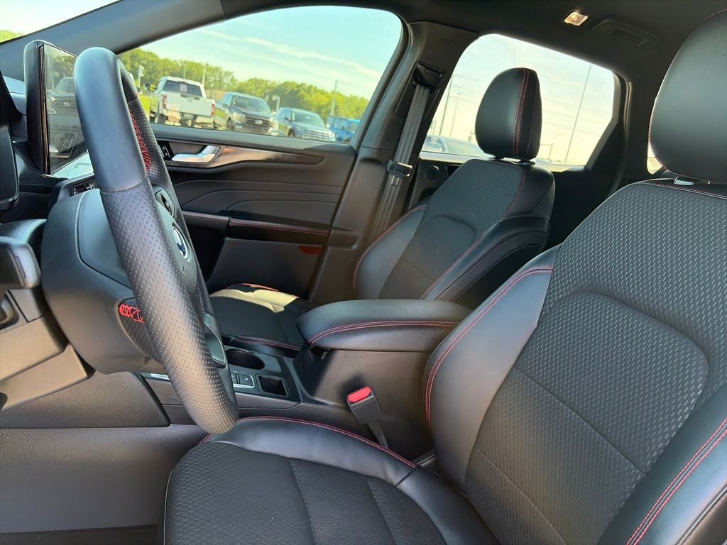 2023 Ford Escape ST-Line Select