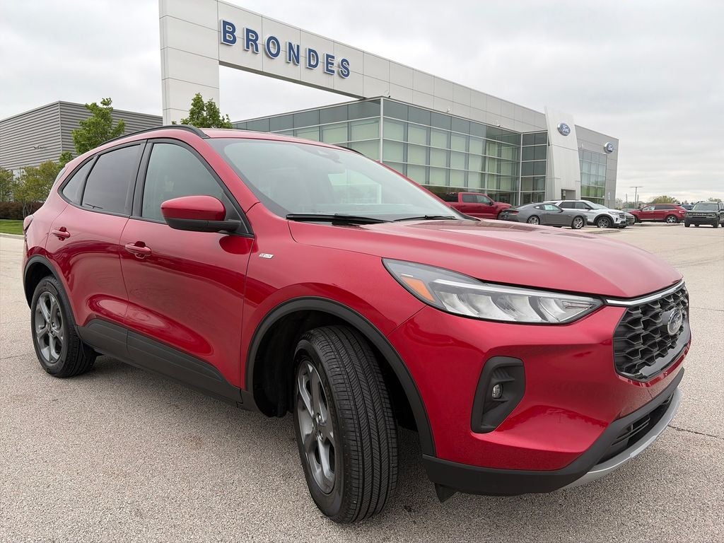 2025 Ford Escape ST-Line Select