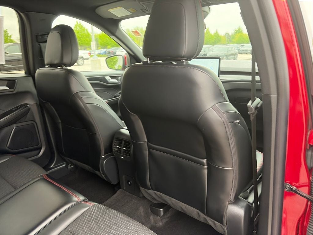 2025 Ford Escape ST-Line Select