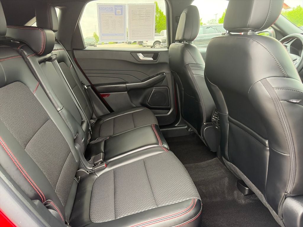 2025 Ford Escape ST-Line Select