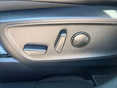 2025 Ford Escape Hybrid ST-Line Select