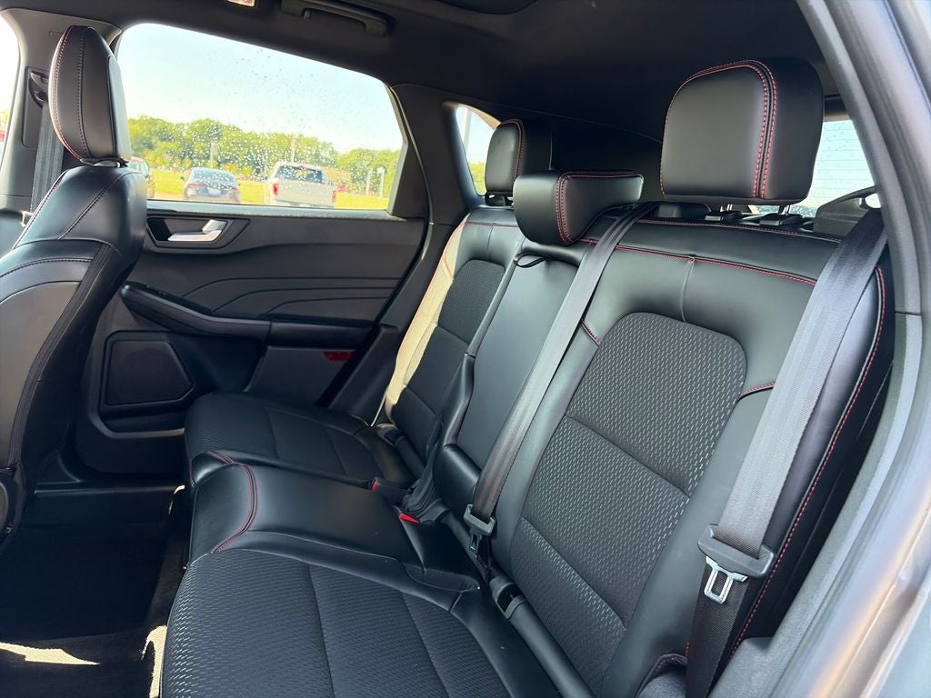 2025 Ford Escape Hybrid ST-Line Select