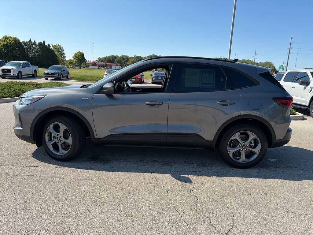 2025 Ford Escape Hybrid ST-Line Select