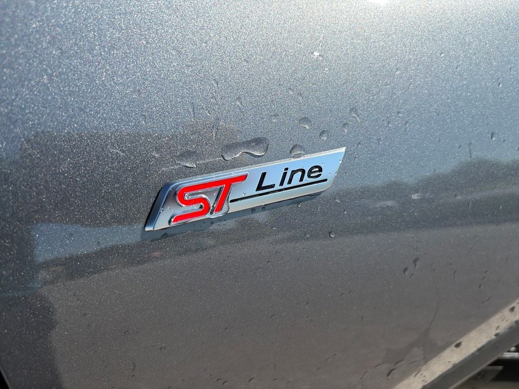 2025 Ford Escape Hybrid ST-Line Select