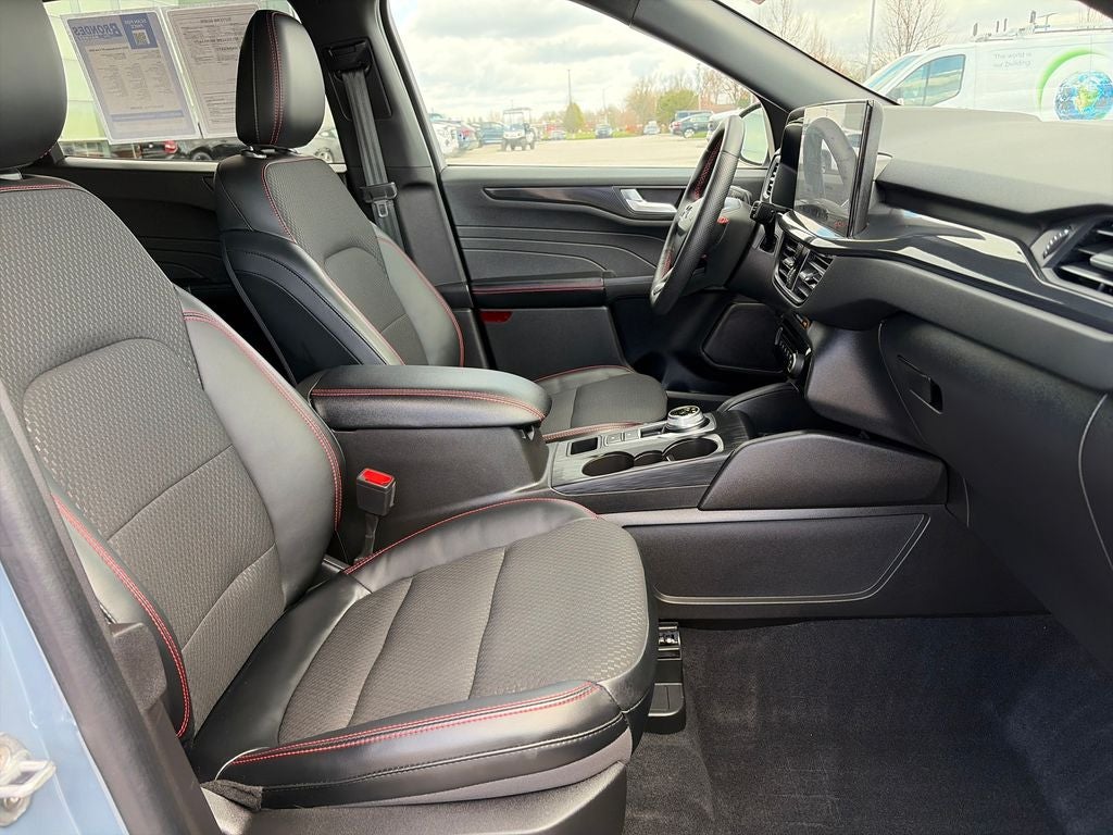 2023 Ford Escape ST-Line Elite