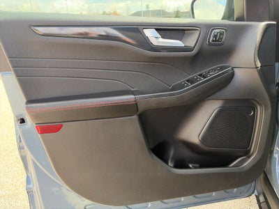 2023 Ford Escape ST-Line Elite