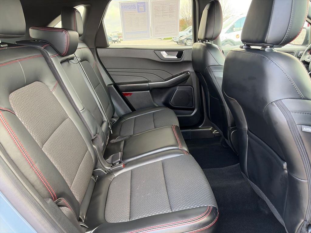 2023 Ford Escape ST-Line Elite