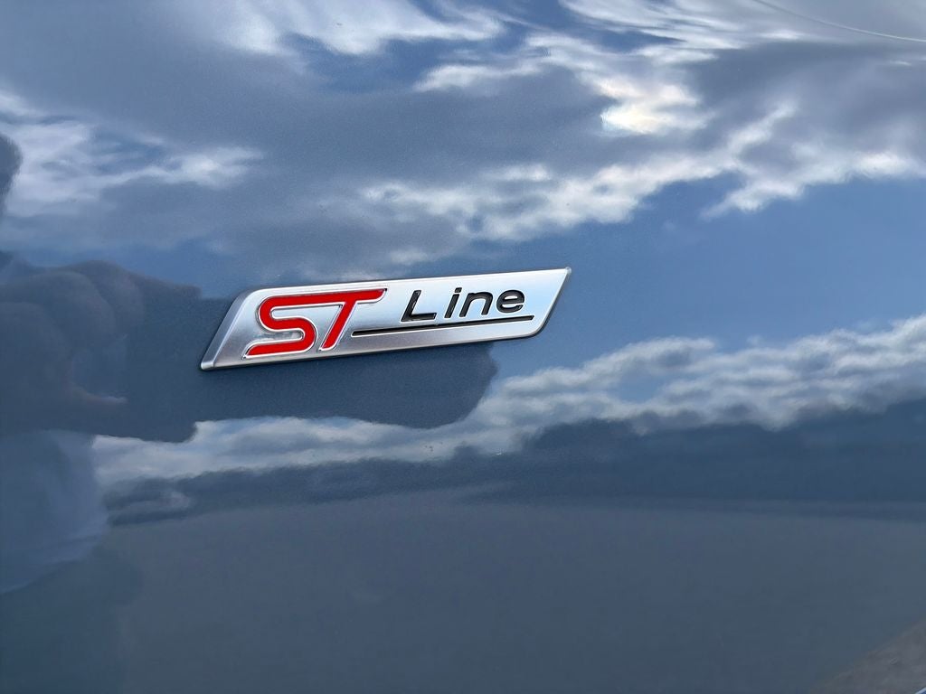 2023 Ford Escape ST-Line Elite