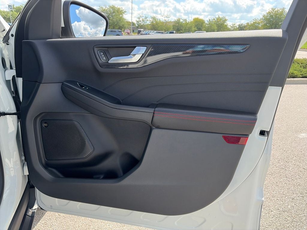 2023 Ford Escape ST-Line Elite