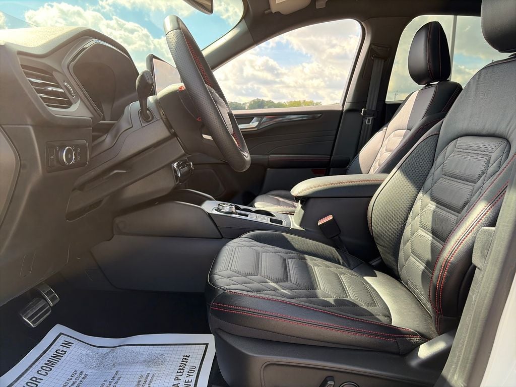 2023 Ford Escape ST-Line Elite