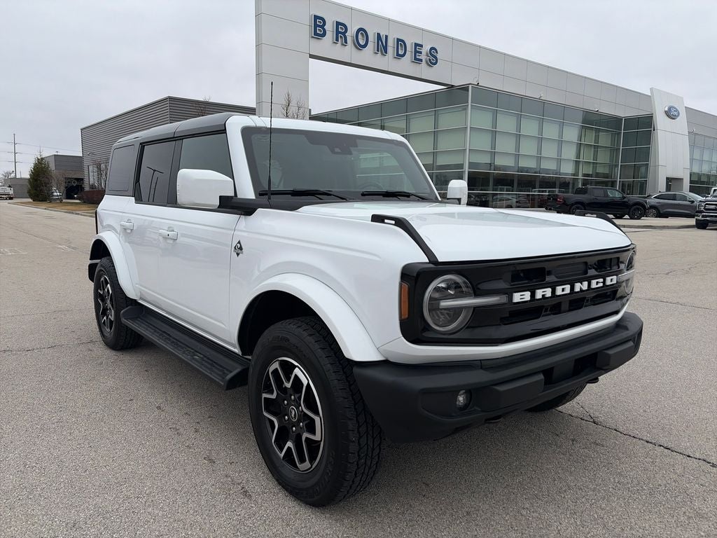 2025 Ford Bronco Outer Banks