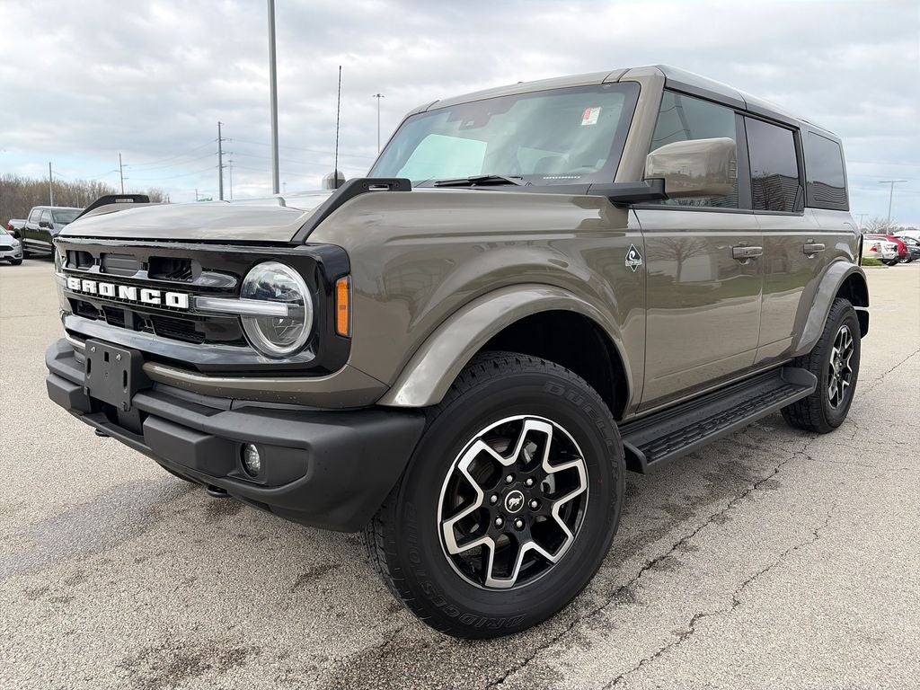 2025 Ford Bronco Outer Banks