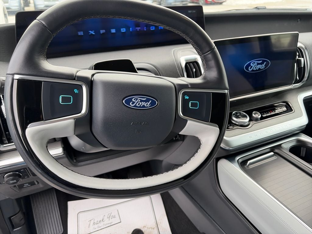 2025 Ford Expedition Max Platinum