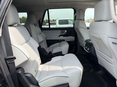 2025 Ford Expedition Max Platinum