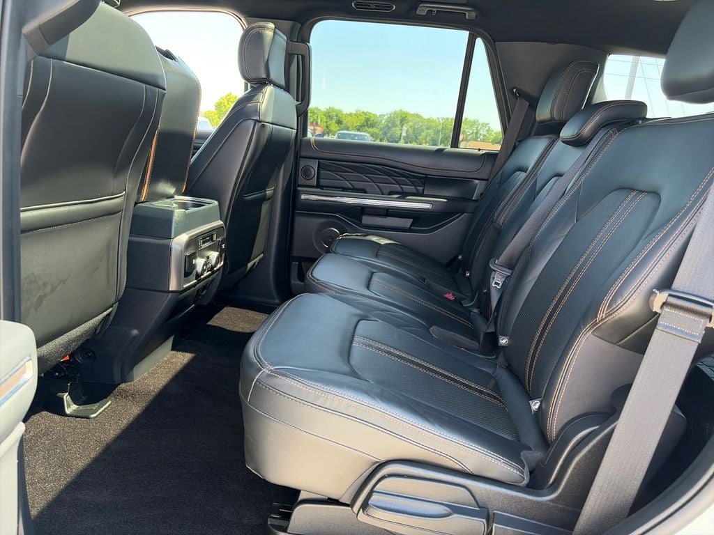 2022 Ford Expedition Platinum