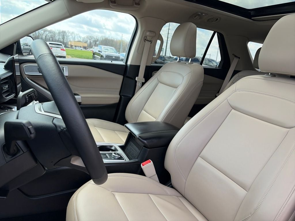 2024 Ford Explorer XLT