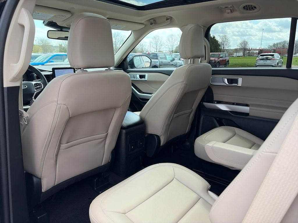 2024 Ford Explorer XLT