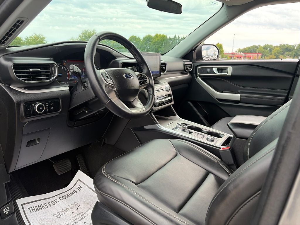 2024 Ford Explorer XLT