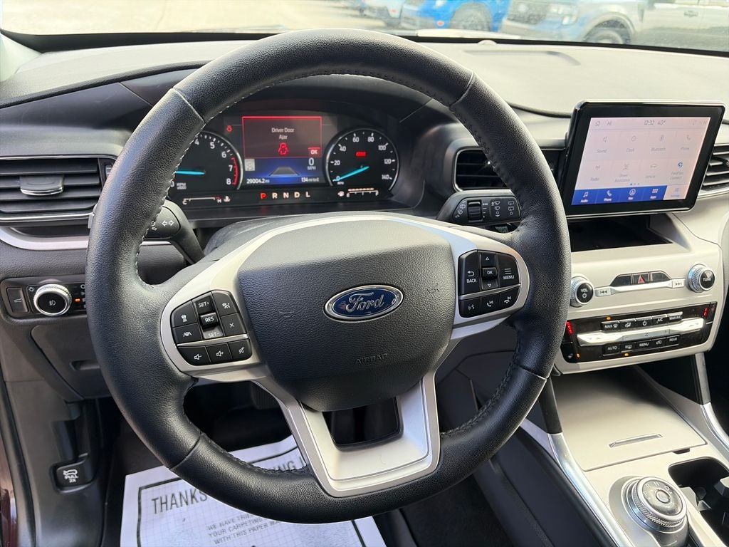 2023 Ford Explorer XLT