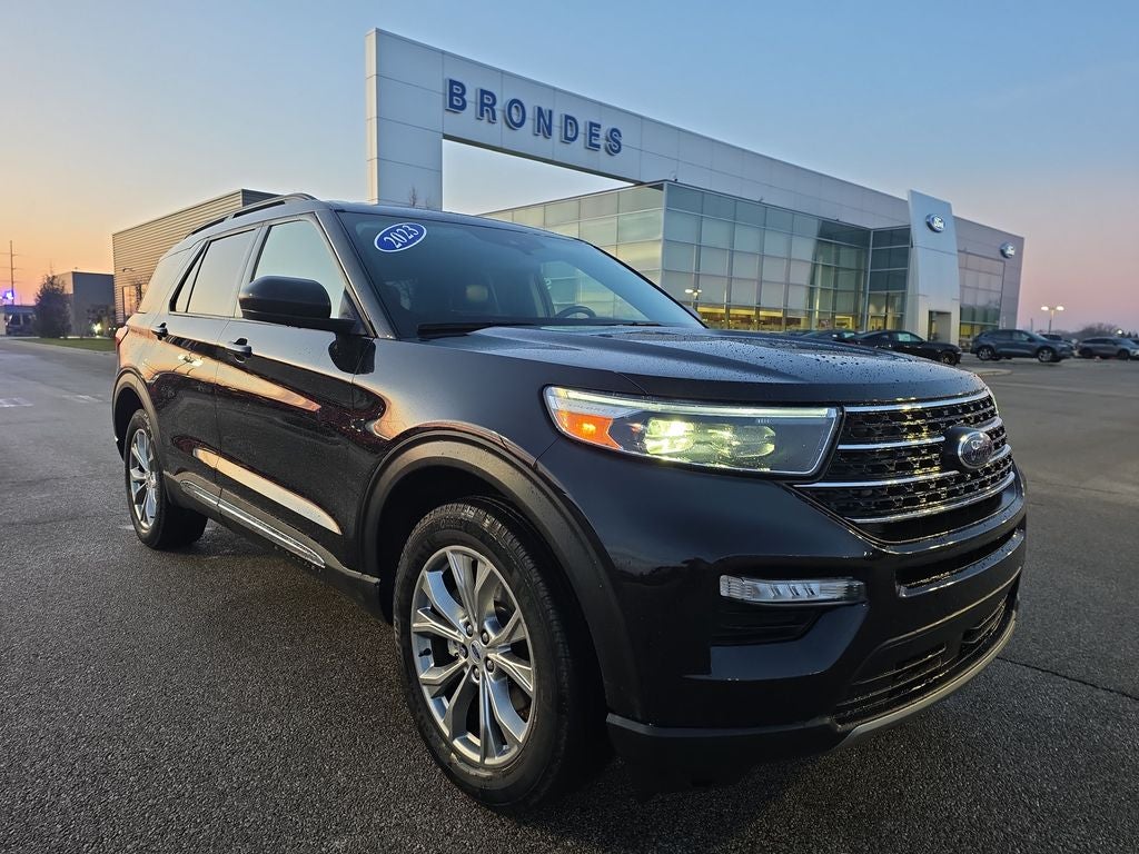 2023 Ford Explorer XLT