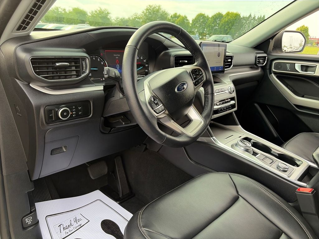 2024 Ford Explorer XLT