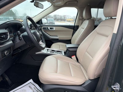 2024 Ford Explorer XLT