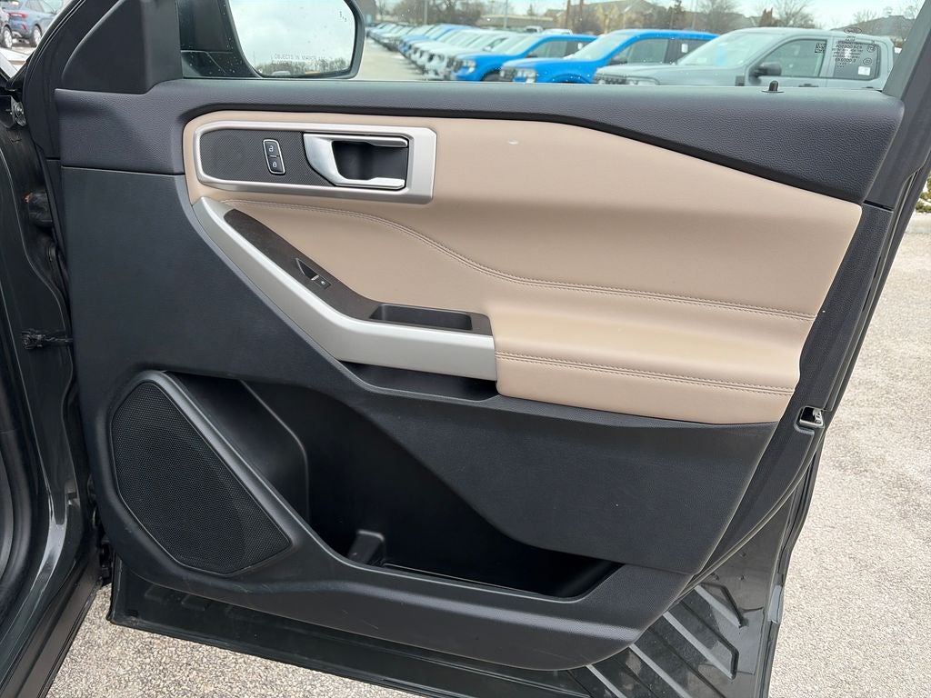 2024 Ford Explorer XLT