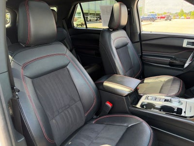 2024 Ford Explorer ST-Line