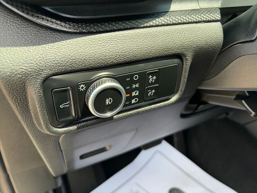 2024 Ford Explorer ST-Line