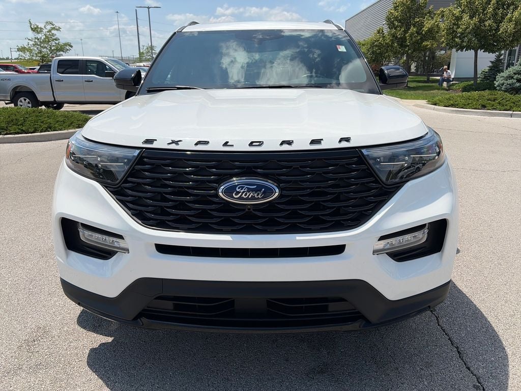 2024 Ford Explorer ST-Line