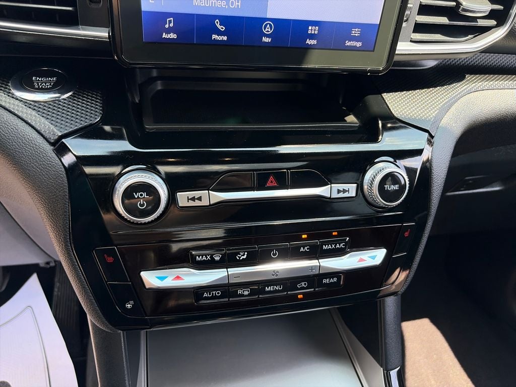 2024 Ford Explorer ST-Line