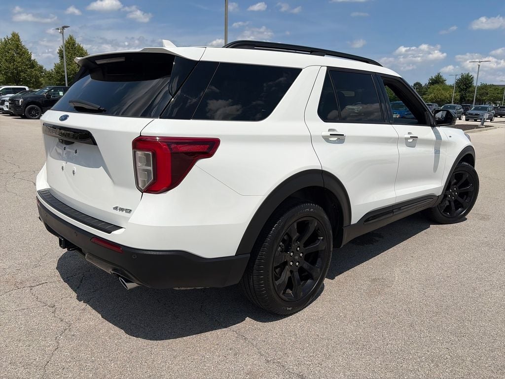 2024 Ford Explorer ST-Line